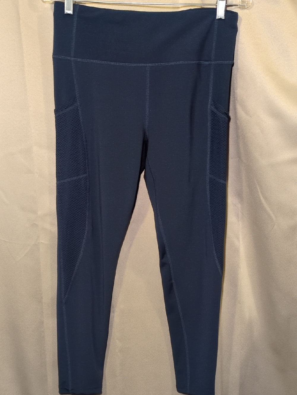 High-Rise Navy Leggings with Side Mesh Pockets
